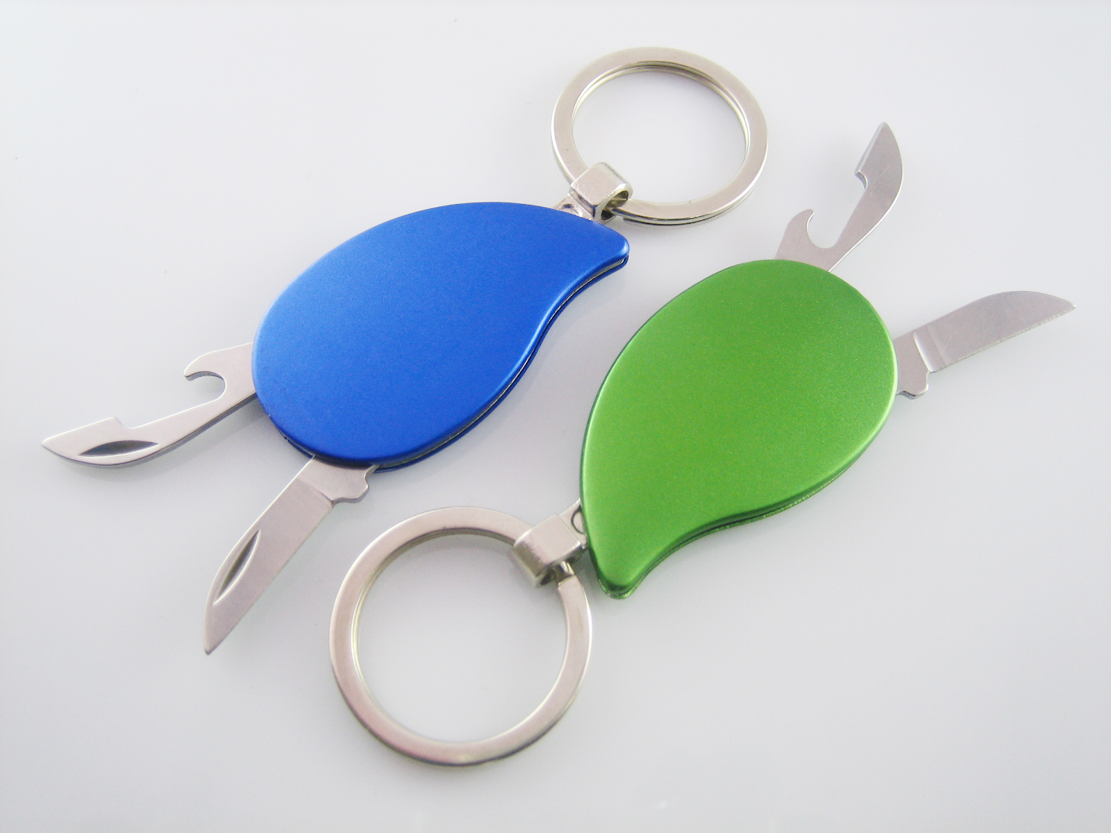 Lovely keychain with useful tools yagifts